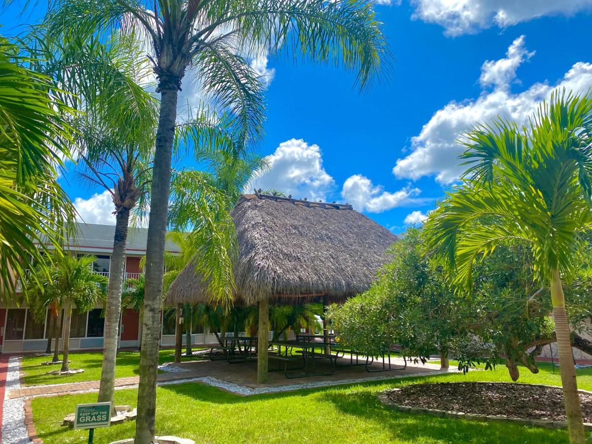 Garden Inn Homestead/Everglades/Gateway To Keys Dış mekan fotoğraf